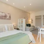 Mt By Rent * Como