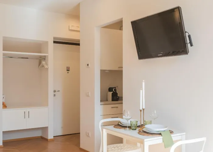 Mt By Rent Апартаменты *