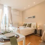Mt By Rent Apartamento *