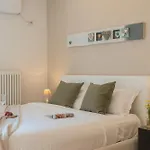 Mt By Rent 公寓