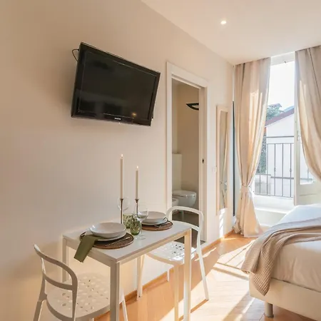 Mt By Rent Como