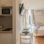 Mt By Rent * Côme