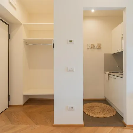 Apartment Mt By Rent Como